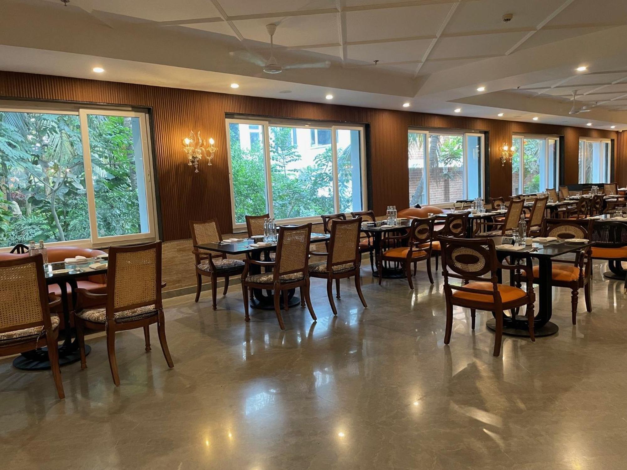 Mayfair Palm Beach Resort Gopālpur Eksteriør bilde